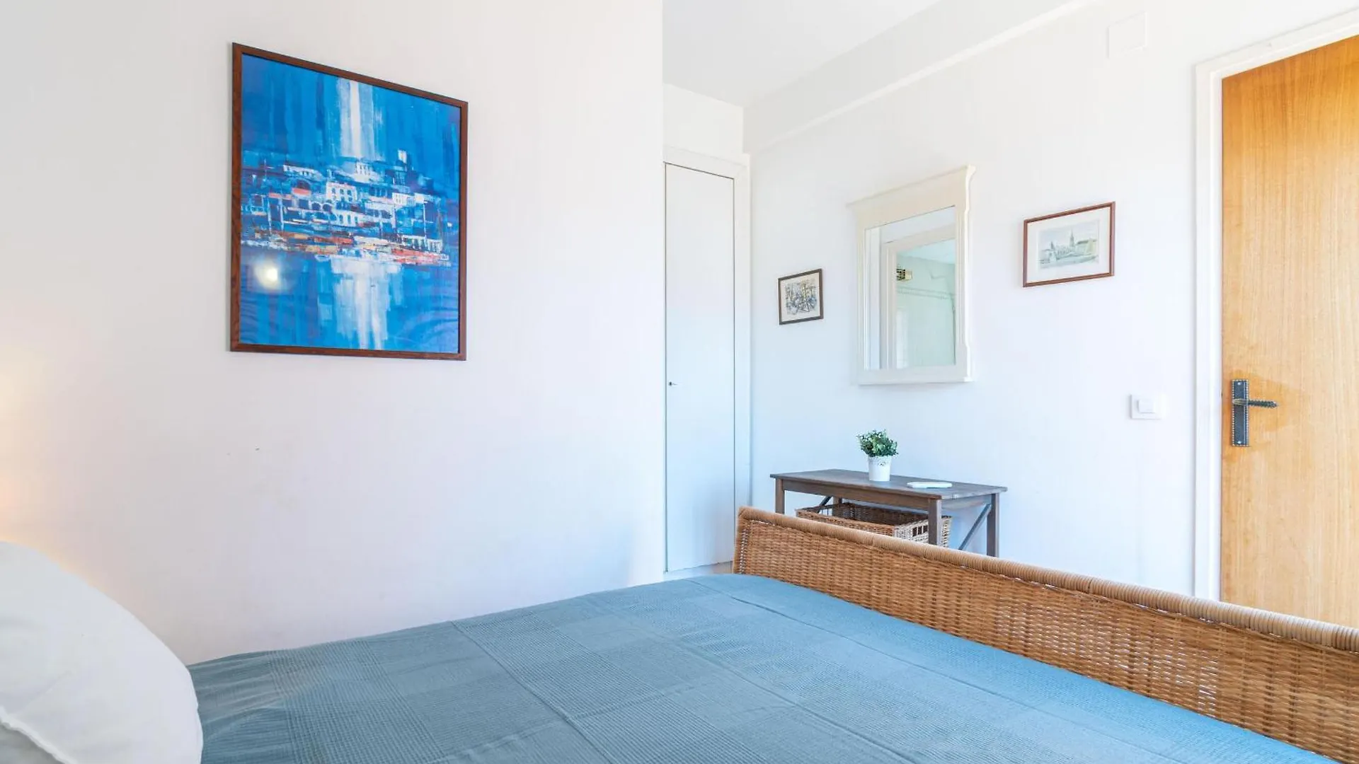 Apartamento Con Terraza Grande Y Piscina Cerca De La Playa - Hisp-288-55 Empuriabrava