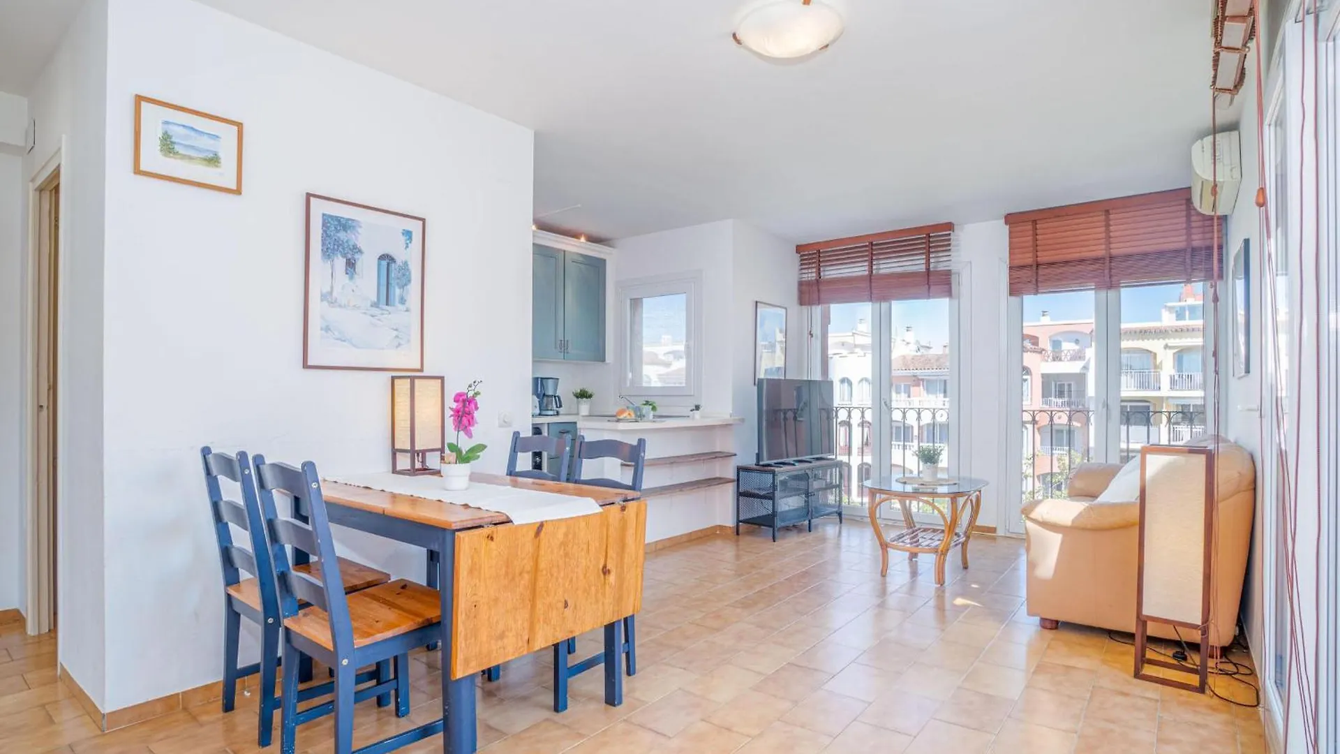 Apartmán Apartamento Con Terraza Grande Y Piscina Cerca De La Playa - Hisp-288-55 Empuriabrava
